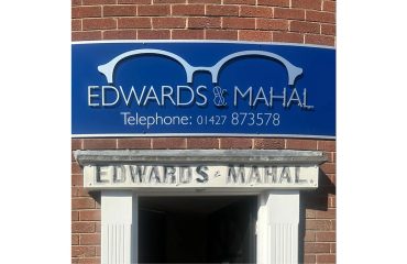 edwards-mahal-banner